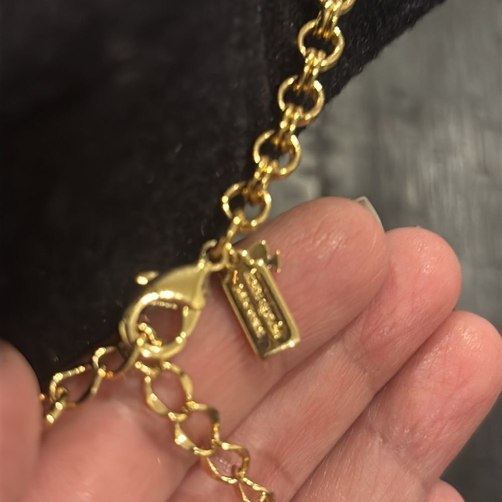 Kate Spade Chunky Peach Blush Statement Necklace Gold Tone​​​ - Picture 4 of 7